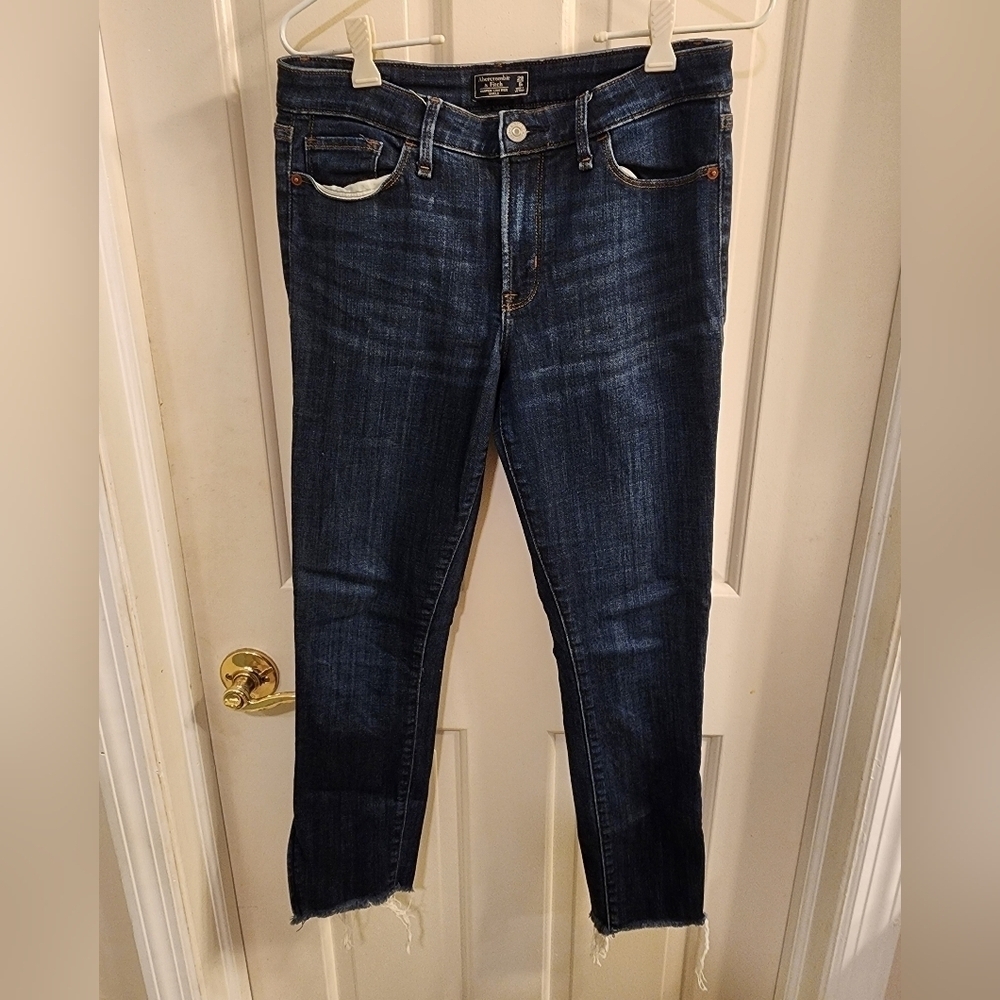 Abercrombie And Fitch Harper Lowrise Ankle Skinny Jean Size 28/6 Dark Wash